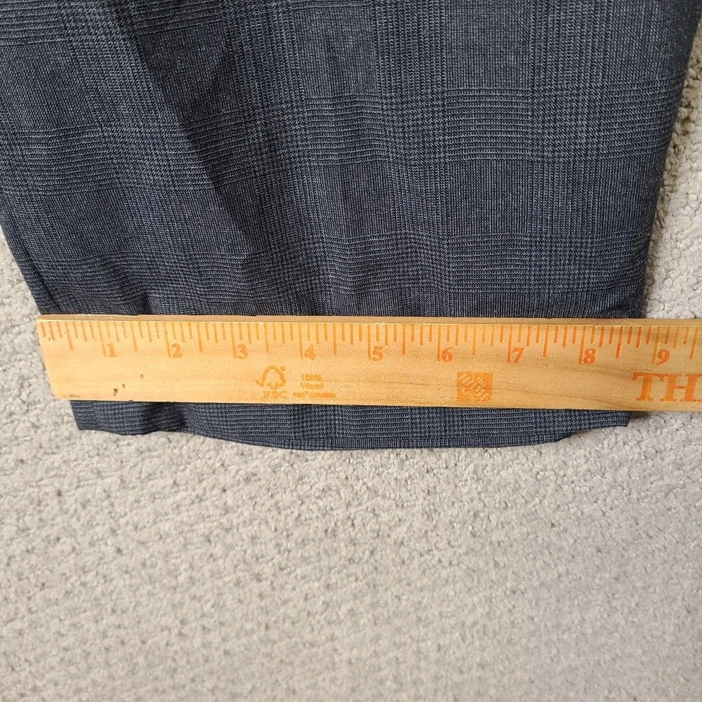 Stafford Pants Mens 38x29‎ (36x29) Gray Plaid Pleated Trouser Polyester Blend